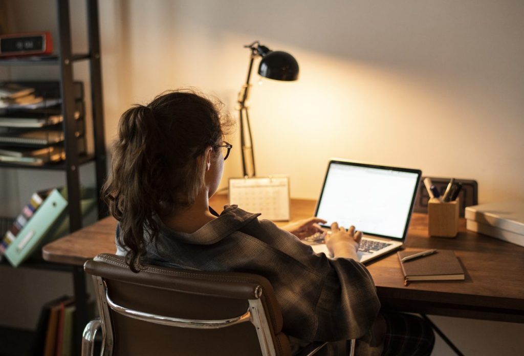 generatia freelance